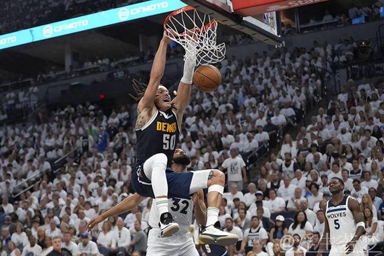 默里助攻篮下 戈登飞身双手暴扣